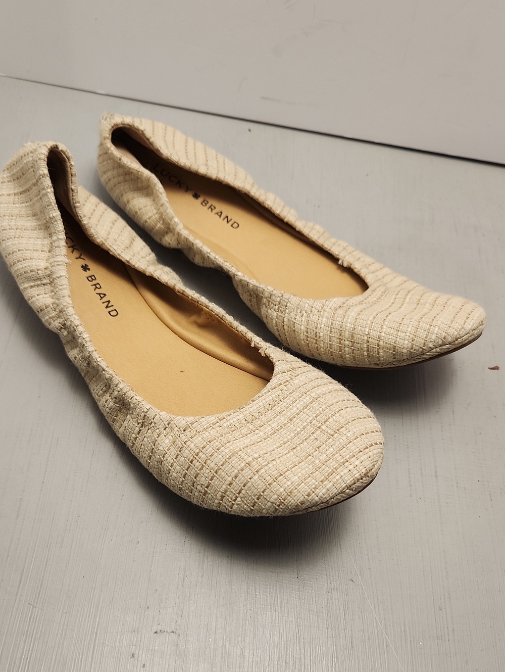 Lucky Brand Beige/Cream Textured Ballet Flats